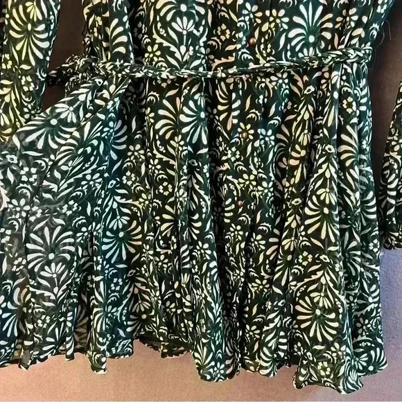 Zara Green Floral Chiffon Belted Long Sleeve Button Full Shirt Dreas size Large - Picture 5 of 7